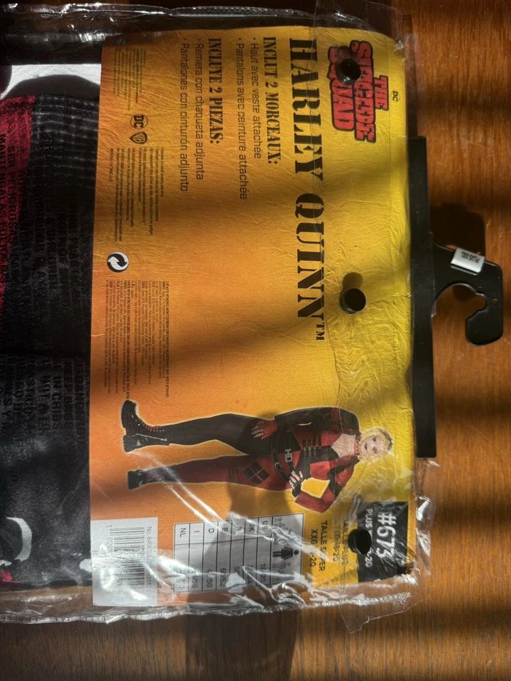 Harley Quinn The Suicide Squad Women’s  2 Piece Costume Size Plus-XXL (18-20) - Image 4 of 4