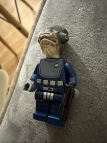 LEGO Star Wars Admiral Raddus Minifigure - 75172 Gigoran - Y-wing Starfighter