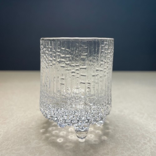 Iittala Ultima Thule Cordial Shot Glass Finland Tapio Wirkkala 1.7 oz - Set of 4 - Picture 3 of 9