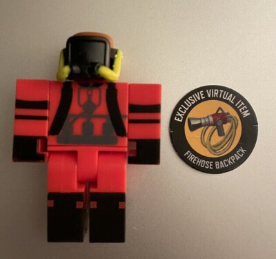 ROBL0X Celebrity Series 9 PINEWOOD COMPUTER CORE:FIRE RESCUE  +FIREHOSE BACKPACK