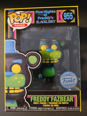 POP GAMES! FREDDY FAZBEAR POP  WITH PROTECTOR!! FUNKO SHOP EXCLUSIVE BLACKLIGHT!