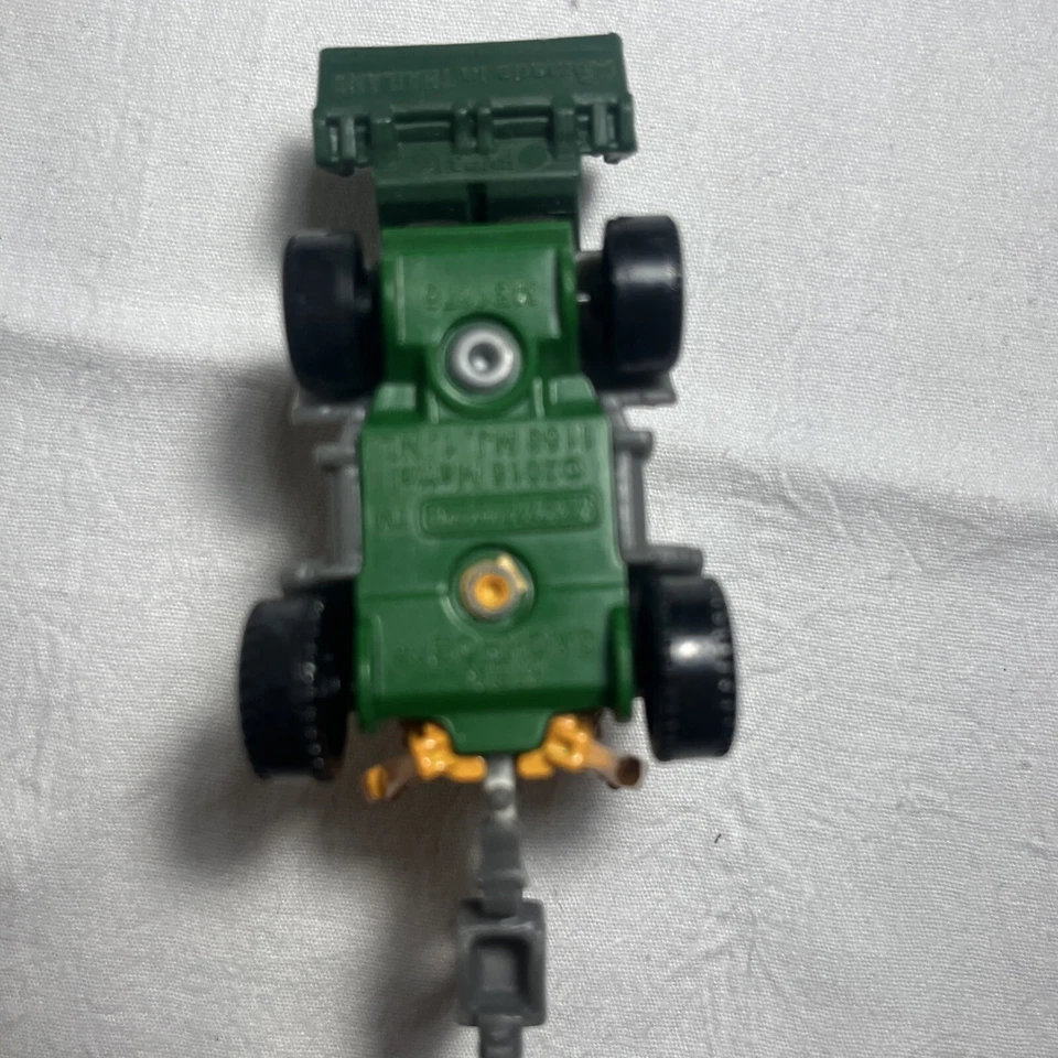 Matchbox #68 MBX Backhoe™ 2018  AMBER YELLOW | MATCHBOX - Image 4 of 4