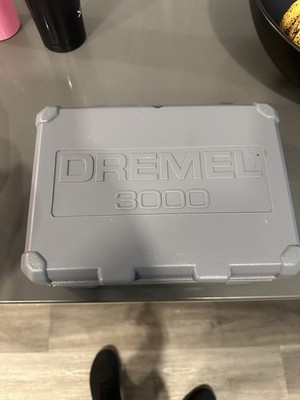 DREMEL 3000 CORDED MULTIPURPOSE TOOL WITH BOX AND ACCESORIES