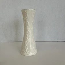 Bud Vase with Gold Trim 5 3/4” Tall 1 5/8” Wide