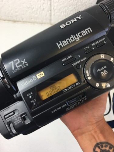 Sony Video 8 XR CCD-TR425E Handycam VHS-C Video Camera Camcorder - Picture 10 of 21