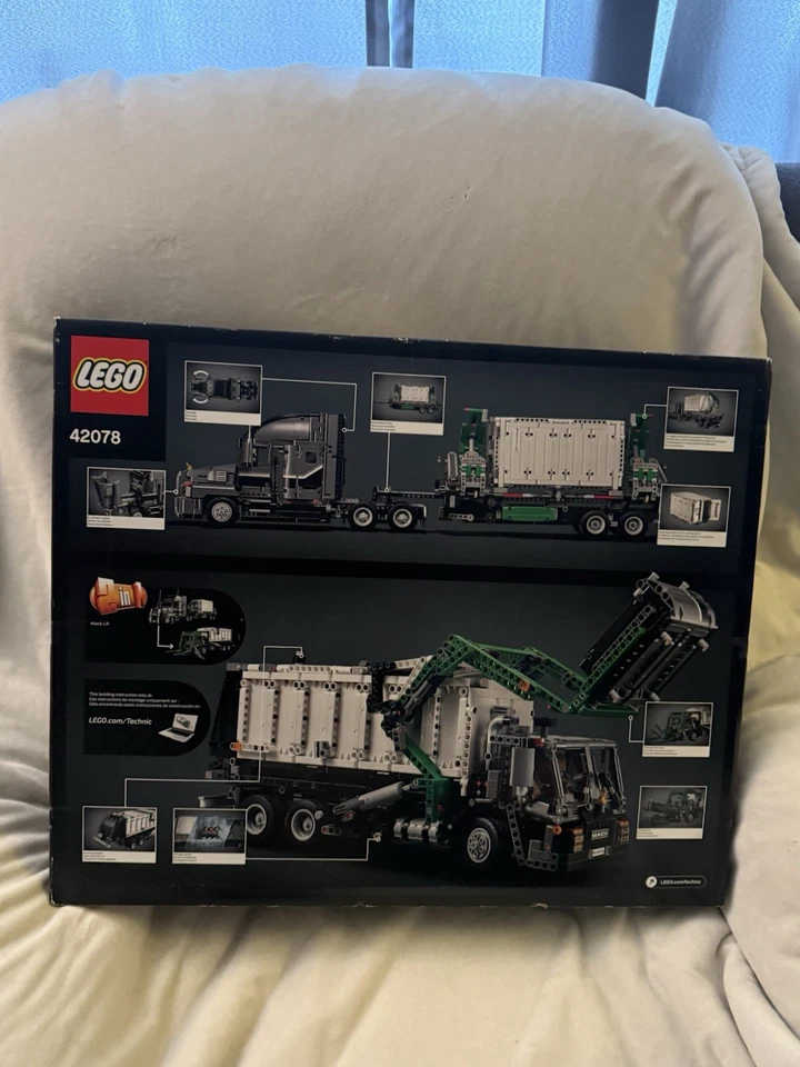 LEGO TECHNIC: Mack Anthem (42078) Brand New Sealed Retired Set - Image 2 of 2