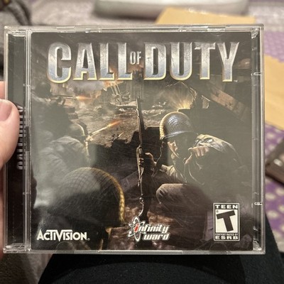 Call of Duty PC CD-ROM Video Game 2 Disc Microsoft Windows 98 ME 2000 XP w Key