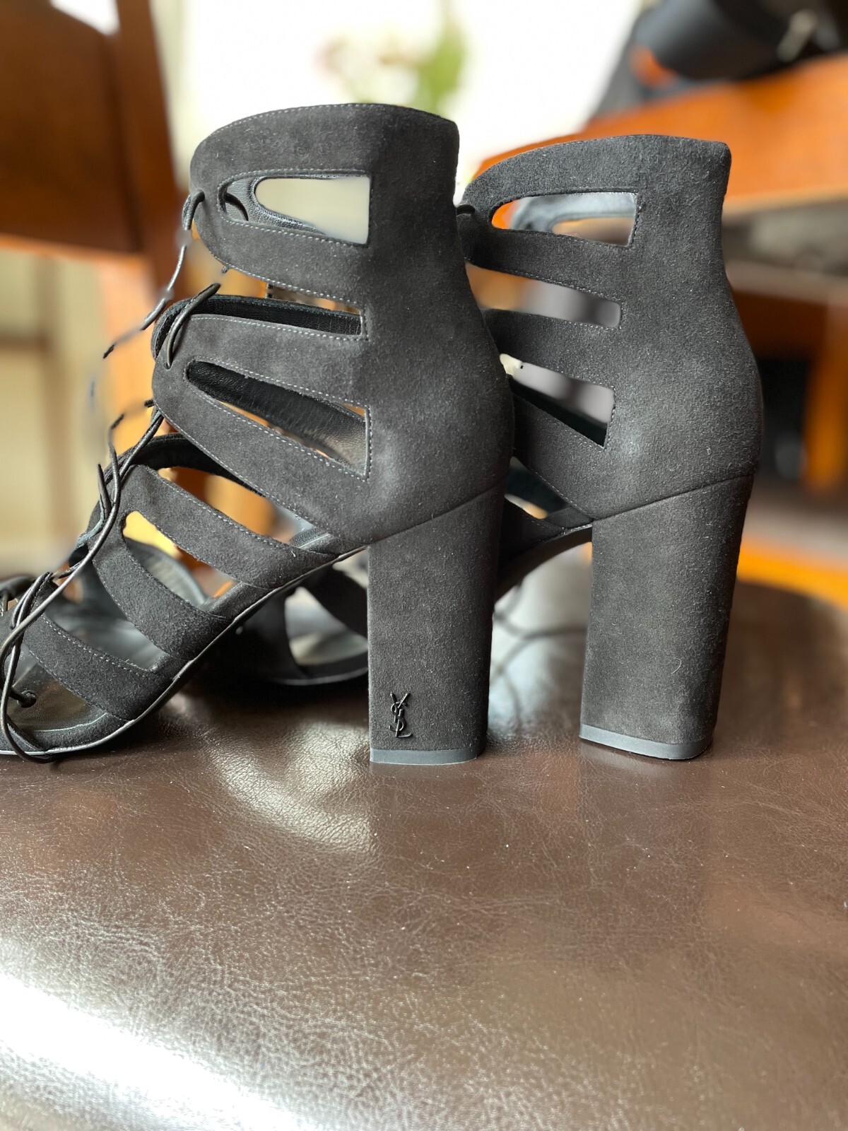 Saint Laurent sandalo con lacci in camoscio nero bambino taglia 7 5 US 38 5 EU