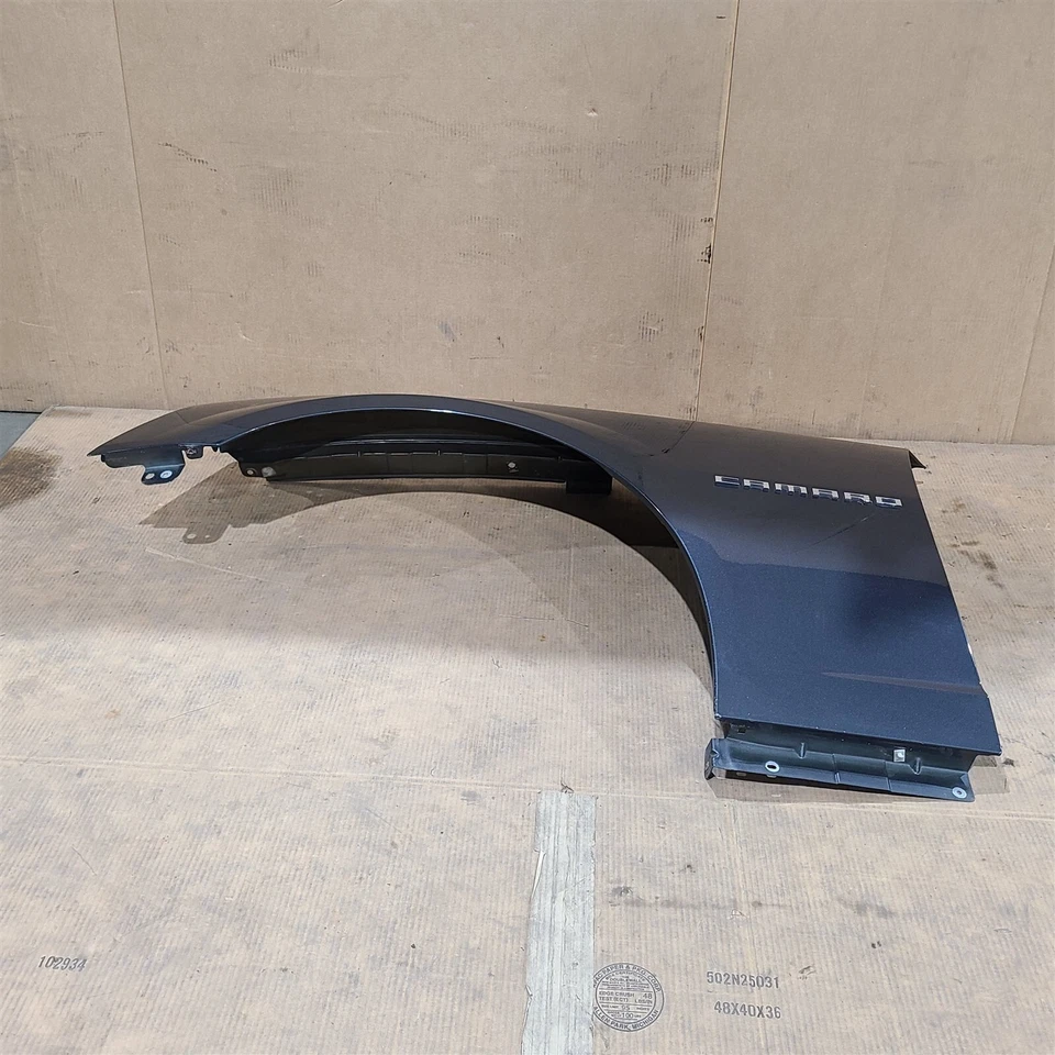 Para-lama dianteiro driver Camaro SS 10-15 LH AA7302 - Imagem 2 de 4