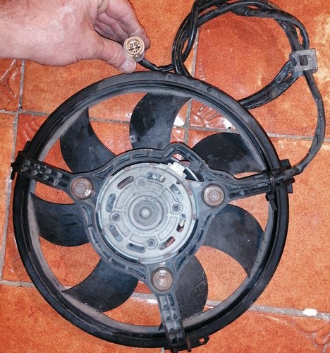 Lüfter Klimalüfter Org Valeo Audi A4 B5 A6 4B VW Passat 3B Lüftermotor 8D0959455