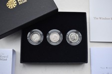 The Windsor Silver Sixpence Set (3 x Silver 6d - 1930, 1945, 2016)