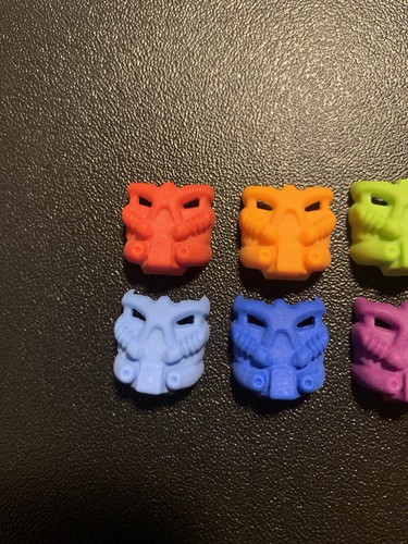 Lego Bionicle Bo Krana Mask Lot Of 8, Red, Orange, Lime Green, Blue, Dark Grey - Picture 2 of 6