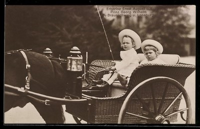Erbprinz Ernst August und Prinz Georg Wilhelm als Kinder, Ansichtskarte 