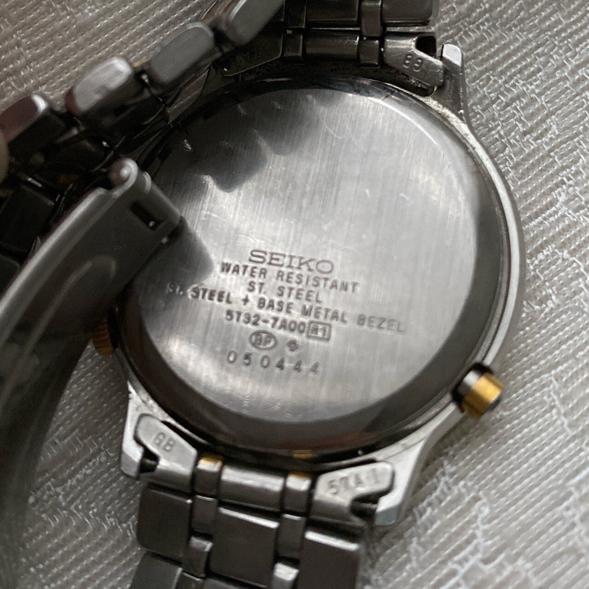Men's Classic Vintage Seiko Watch w/ Alarm & Date, Silver & Gold