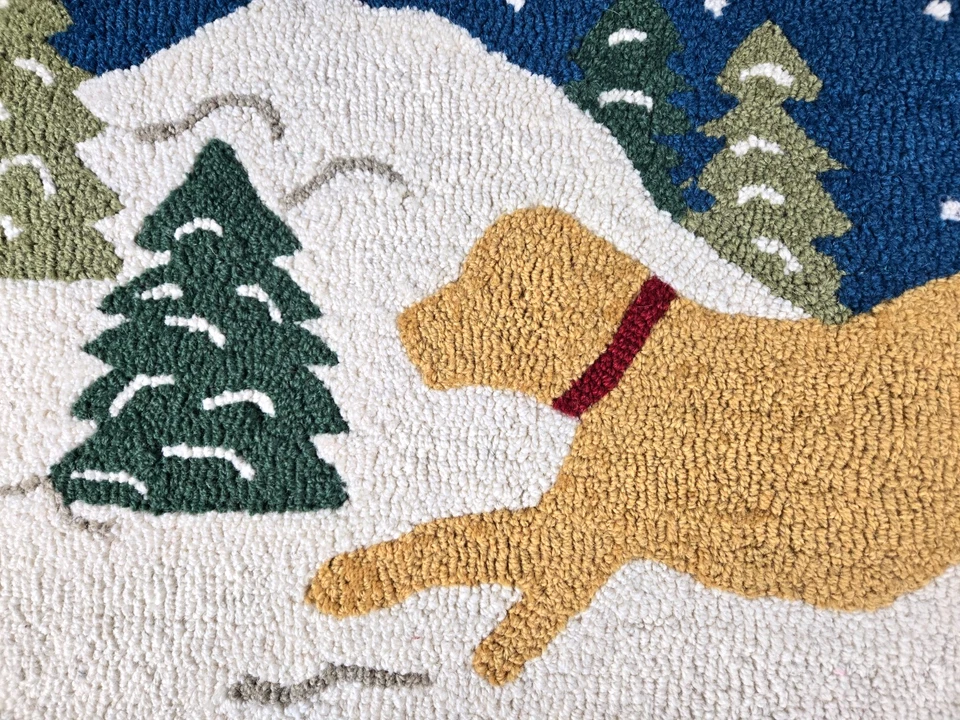Tapete de lã 48" x 24" amarelo neve cachorro gancho Chandler 4 cantos Laura Megroz inverno - Imagem 4 de 4