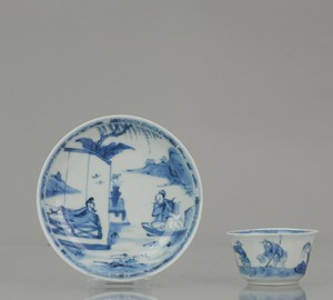 Antique Kangxi Period Blue and white Figural Tea Bowl Saucer Chinese Porcelain