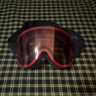 Moncler Adjustable Lightweight Red Ski Snowboard Goggles Red Lens Unisex