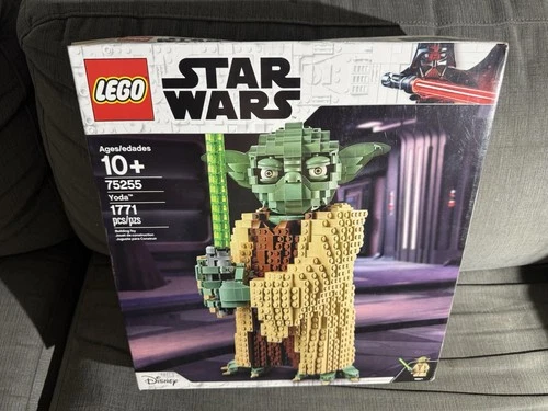 LEGO Star Wars: Yoda (75255) Brand New Factory Sealed Retired Set Rare