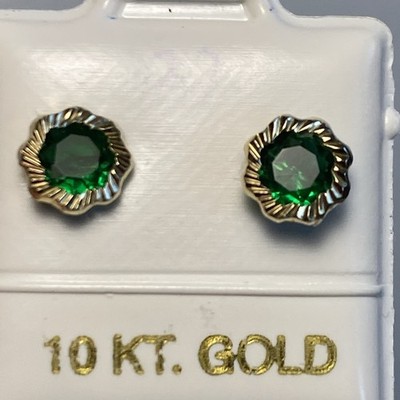 Ohrstecker 10 Karat Gelbgold, grün cz mit Schraube, neu nie benutzt