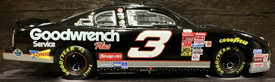 2001 Dale Earnhardt GM Goodwrench Sonic Daytona Last Ride 1/32 Action Nascar - Image 4 of 4