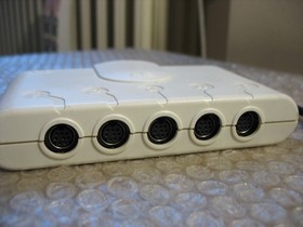 OFFICIAL NEC MULTITAP PI-PD003 PC ENGINE CONSOLE FOR CONTROLLERS