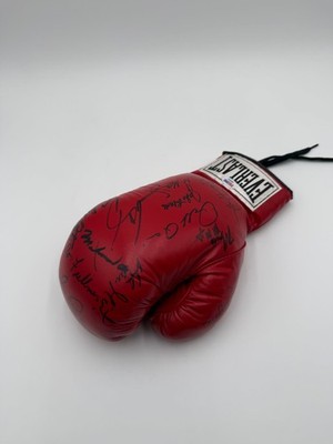 Muhammad Ali Signed Boxing Glove Authenticated By PSA 12 Total
