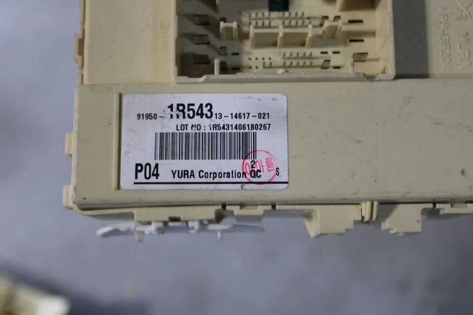 Hyundai Accent Interiror Juction Cabin Fuse Box 91950-1R543 Lifetime Warranty - Image 2 of 2