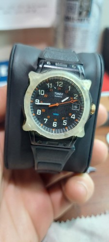 Timex Quarz schwarzes Zifferblatt Herrenuhr 90er Jahre Vintage