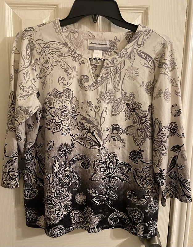 Alfred Dunner Women’s Gray & Black Ombré Floral 3/4 Sleeve Top Size Small Petite