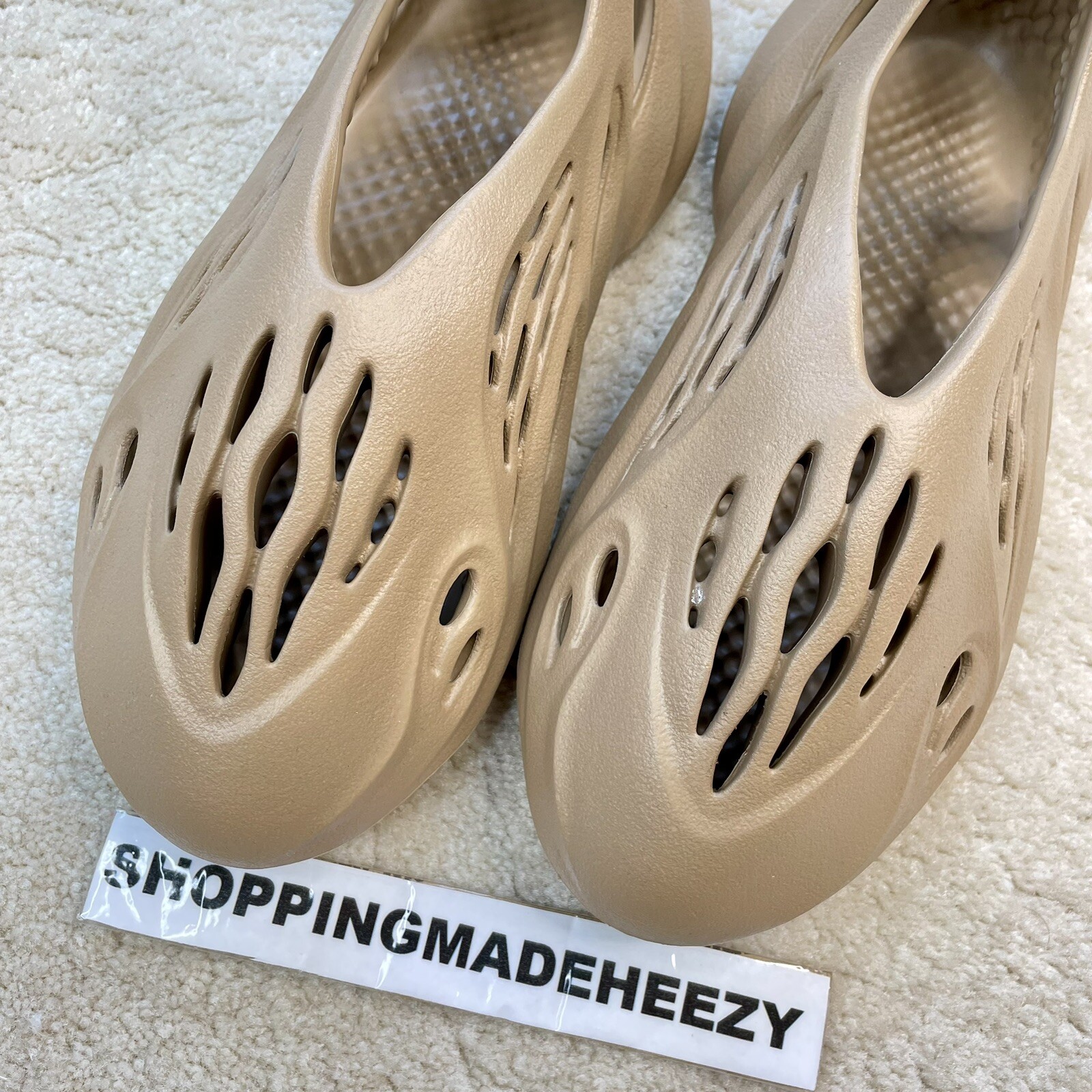 [US 9] adidas YEEZY FOAM RUNNER CLAY TAUPE YZY RNR Slipper Slides Shoes GV6842 thumbnail 3