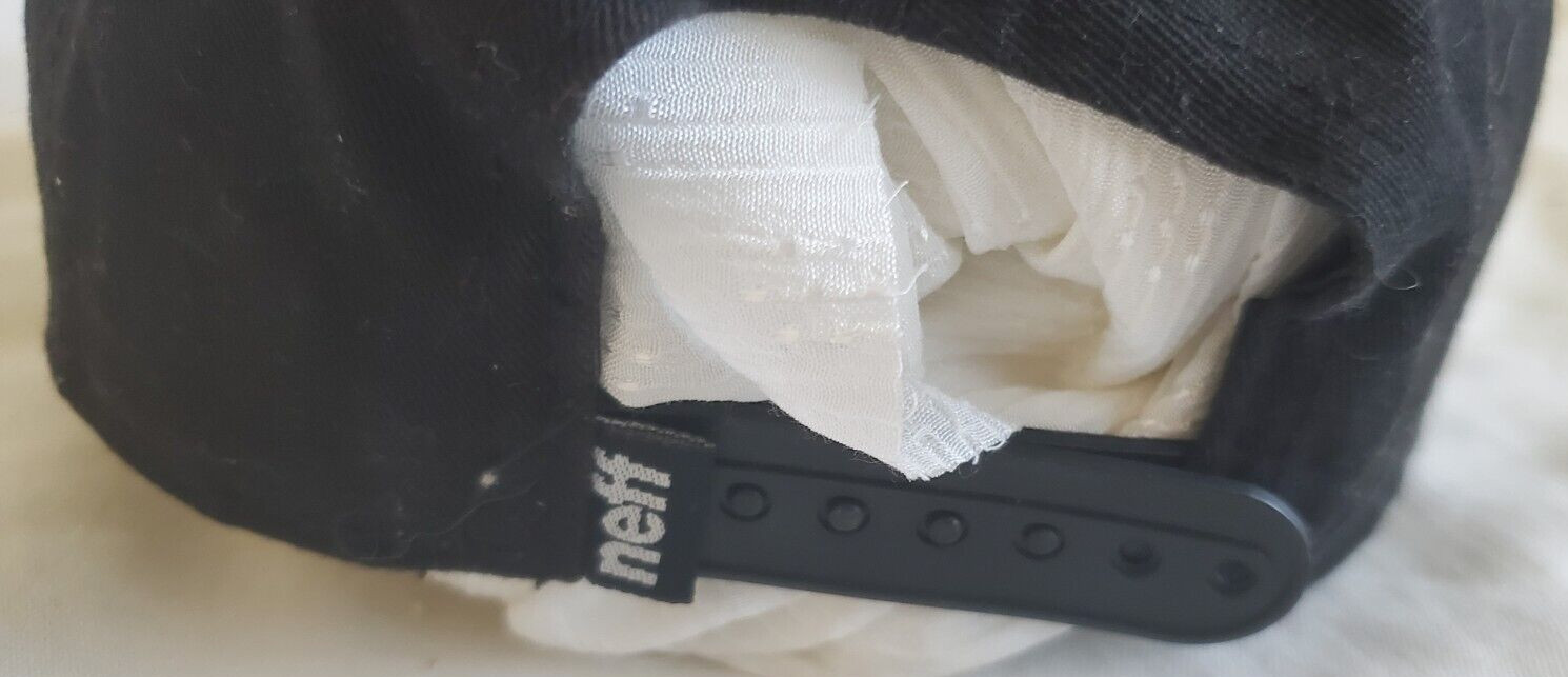 Neff  Baseball Cap Flat Brim Snapback Embroidery … - image 4
