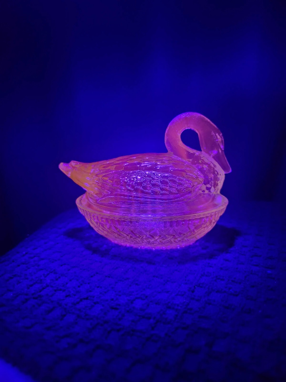 Vintage Uranium Glass Swan Hen on Nest Trinket Dish Glows Pink Under UV
