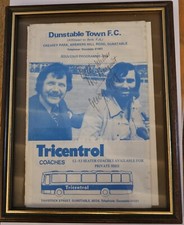 George BEST Autograph On DUNSTABLE TOWN FC Programme 1975