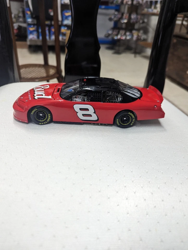 2007 Dale Earnhardt Jr #8 Bud-Track Tested Monte Carlo SS Elite #1397/2007  - Image 3 of 4