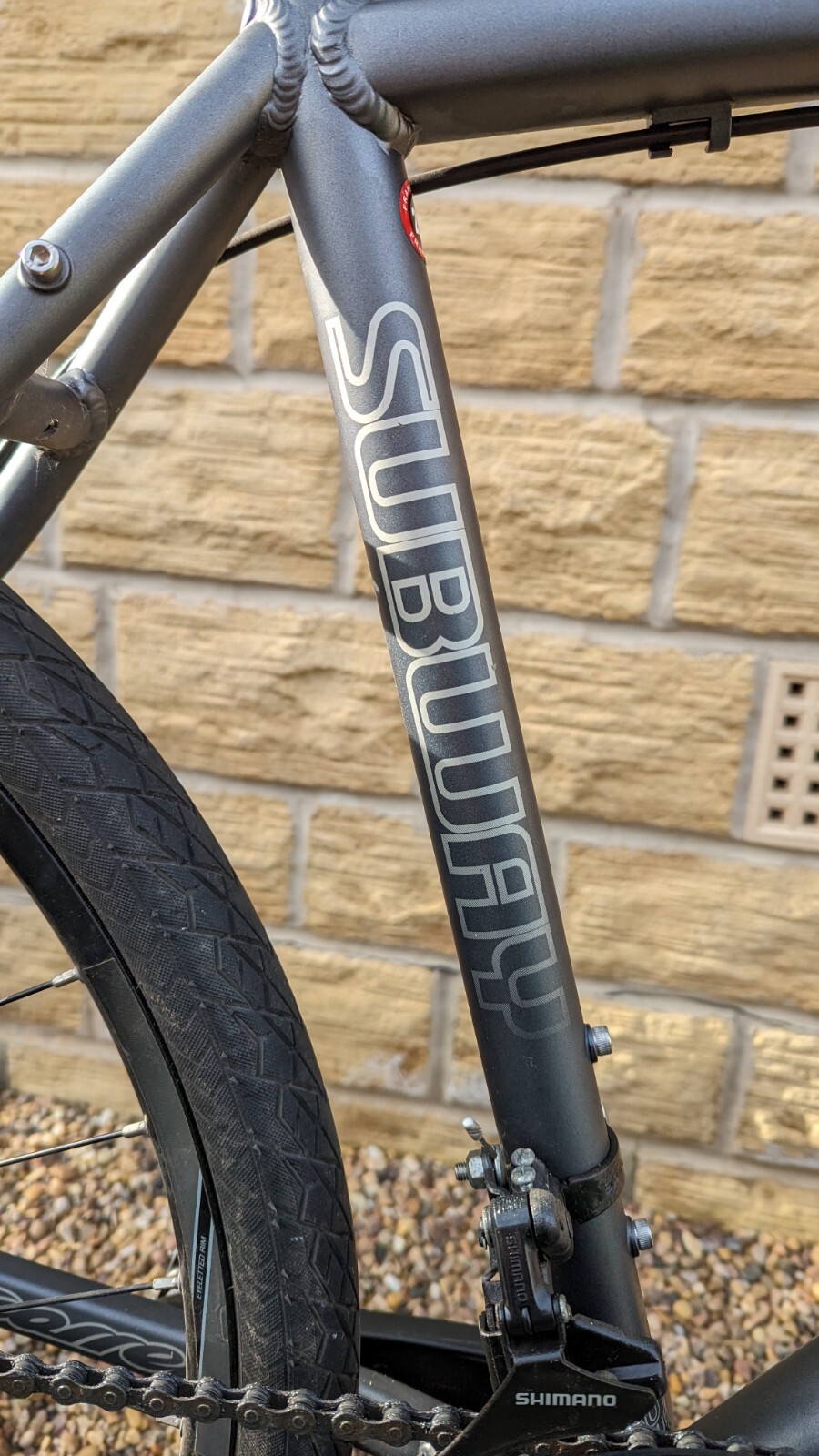 carrera subway 2 hybrid bike 22 inch