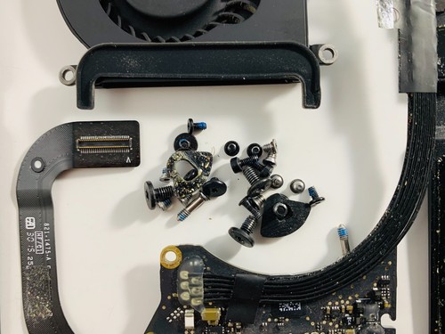 MacBook Air 11" 2012 Models Fan io Board WiFi Speakers 🔊 Screws Flex wifi - Picture 6 of 6