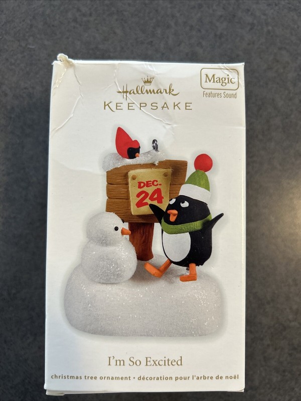 2011 HALLMARK KEEPSAKE ORNAMENT I'M SO EXCITED MAGIC SOUND  NIB