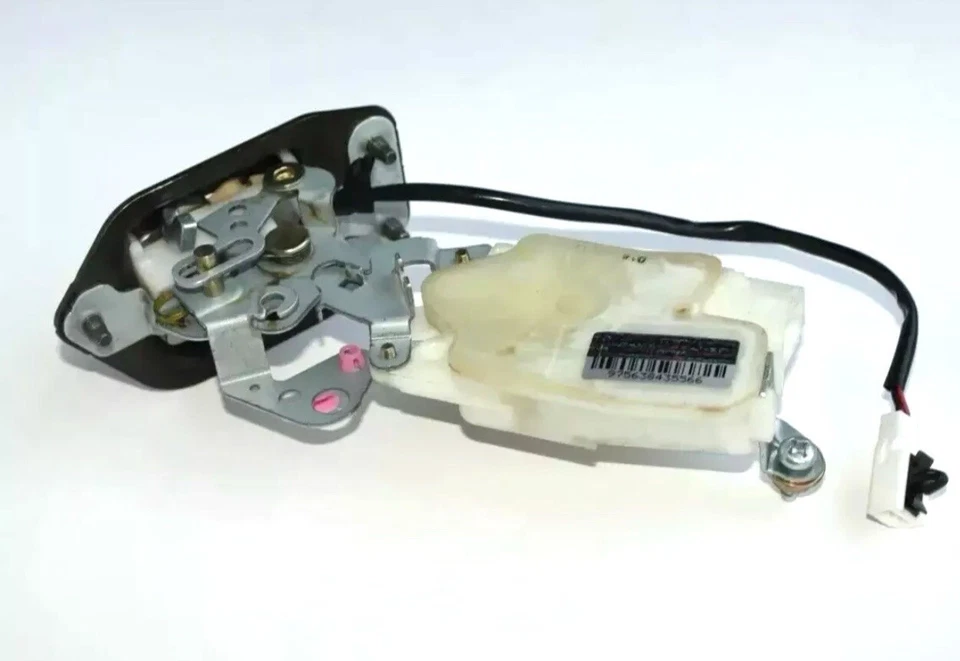 Nissan XTerra Trunk Tail gate Liftgate Lock Latch Actuator 2005-2015 OEM - Image 3 of 4