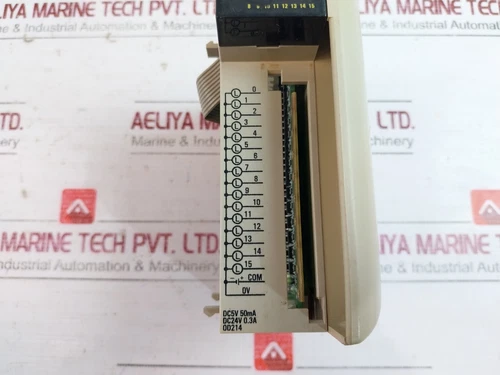 OMRON CQM1-OD214 16 Points Output Unit Controller 5-24VDC,0.3A/Point,4.8A/Unit