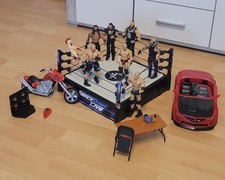 WWE Arena mit Figurenset, Sehr Gut Erhalten!