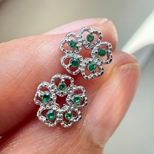 925 Sterling Silver Earrings 1mm Green Natural Emerald Gemstone Flower Stud Gift