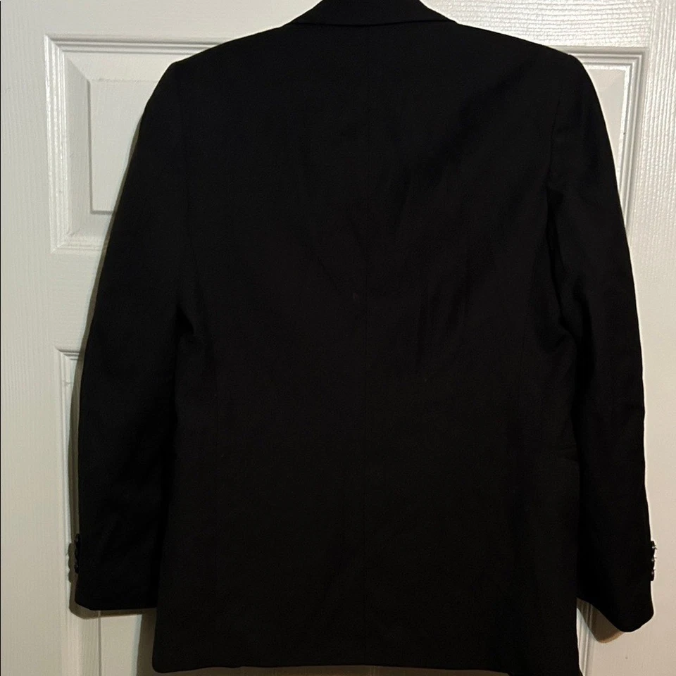 Traje clásico negro para niños Chaps con corbata de clip Foto 3 de 4