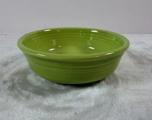 Fiesta Classic Rim Small Bowl 5 5/8"  15 oz Chartreuse