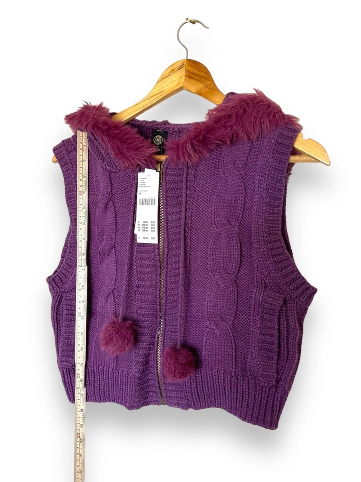 Urban Outfitters Cárdigan con Capucha Talla M Sin Mangas Pom Pom Recortado Tejido Púrpura Foto 4 de 4