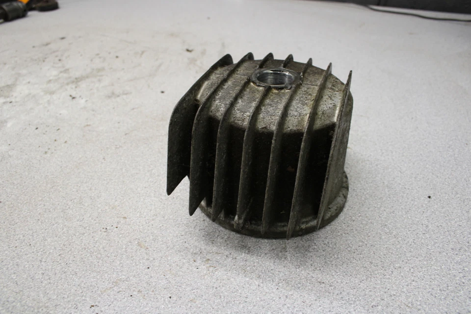 1973 Honda CB500 ENGINE OIL FILTER COVER C9-6592.IT - Image 2 of 4