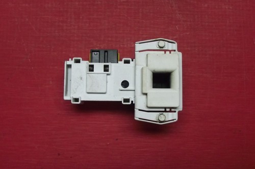 Waschmaschine HOOVER OPHS712B/1-80 Türschloss