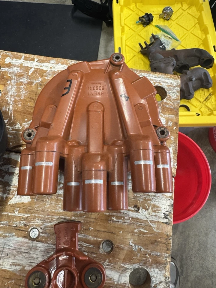 E30 Early Model Distributor Cap And Rotor - Working Fine - Image 3 of 4