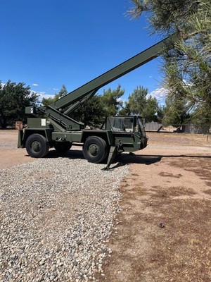 2013 TEREX LRT 110 ROUGH TERRAIN 8 TON CRANE 4 WHEEL DRIVE AND STEERING DIESEL
