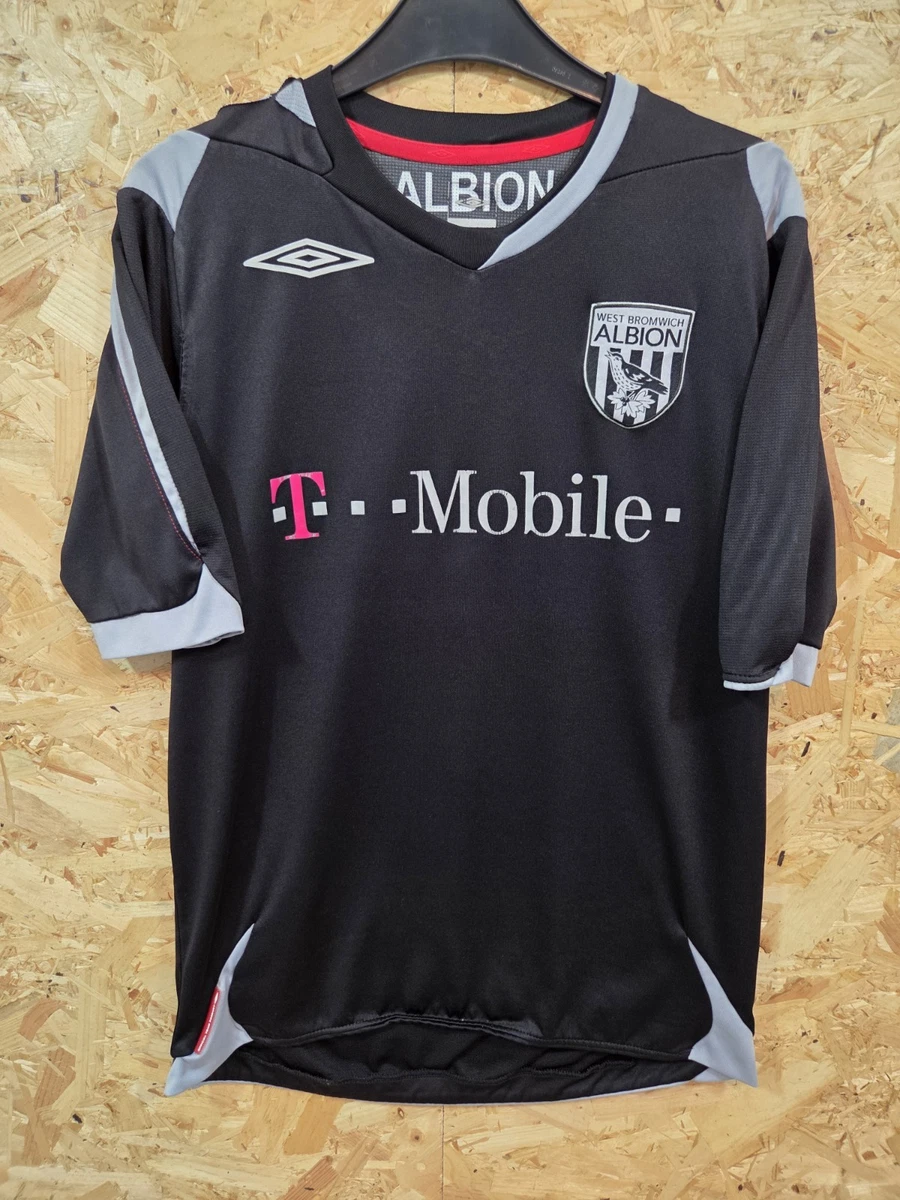 UMBRO WEST BROMWICH ALBION イングランドサッカーチーム West Bromwich Albion Umbro Away Memorabilia Football Shirts