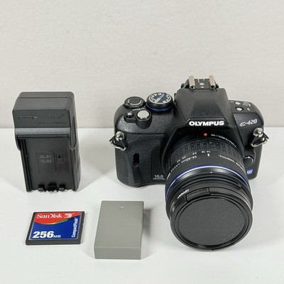 Olympus EVOLT E-420 10.0MP Digital SLR Camera w/ Battery, Charger, MC, Tested